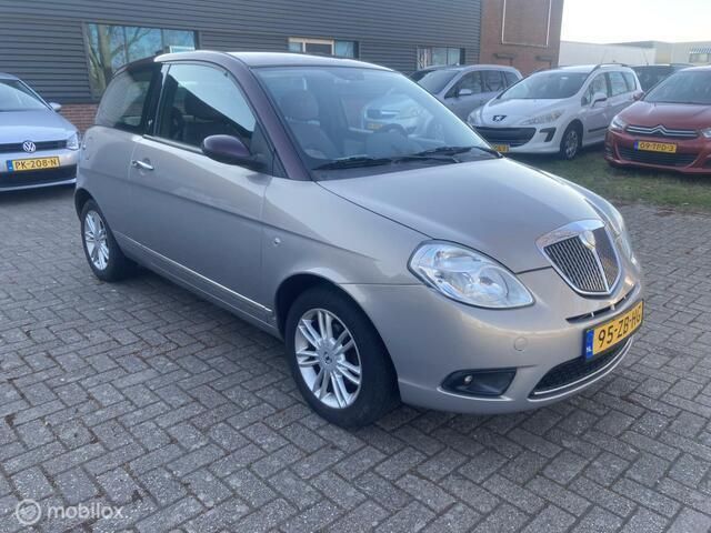 Afbeelding 2/4