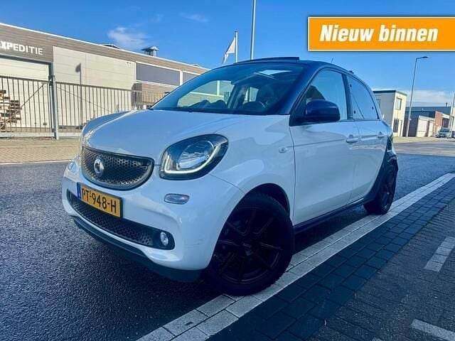 Wit Occasion 2017 Smart ForFour Prime Hatchback | € 6.495 (Super prijs) - Afbeelding 1/4