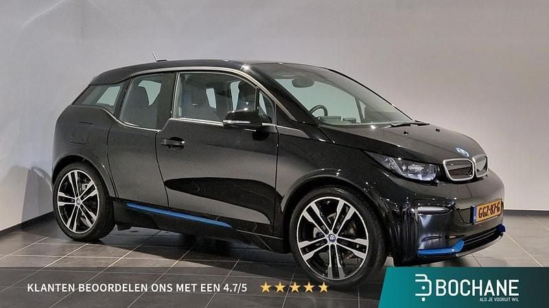 Zwart Gebruikt 2022 BMW i3 Hatchback | € 24.740 (Iets duurder) - Afbeelding 1/4