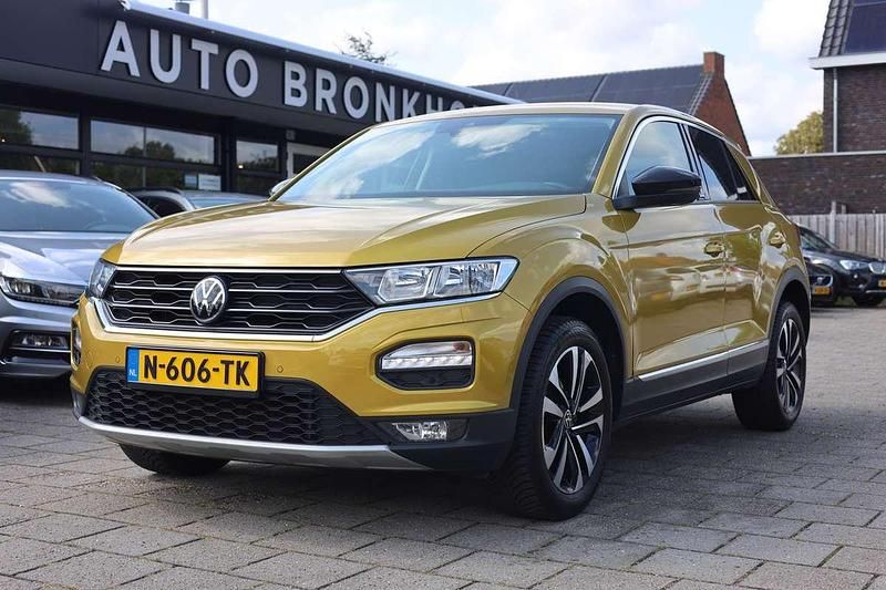 Geel Gebruikt 2021 VW T-Roc Business SUV | € 19.950 (Goede deal) - Afbeelding 1/4