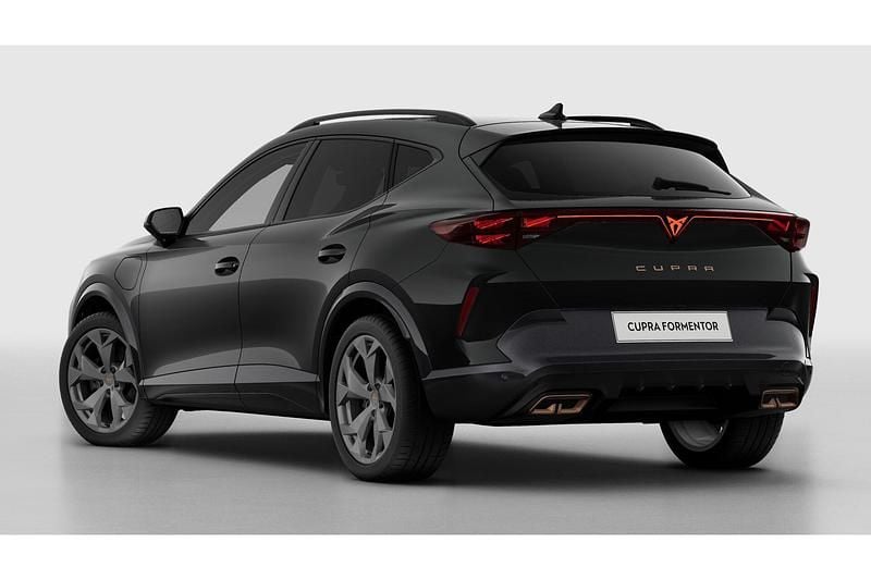Nieuw Cupra Formentor 2025 Midnight black SUV