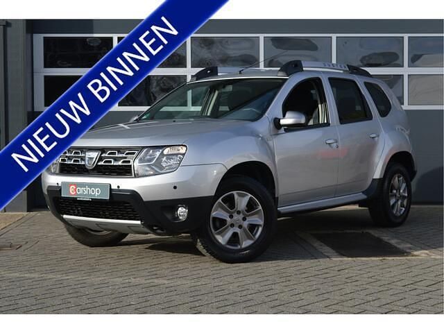 Grijs Occasion 2017 Dacia Duster Lauréate SUV | € 10.900 (Eerlijke prijs) - Afbeelding 1/4