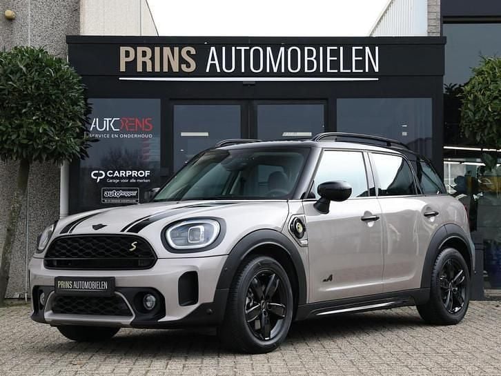 Occasion 2022 Mini Cooper SE Hatchback | € 32.750 (Eerlijke prijs) - Afbeelding 1/4