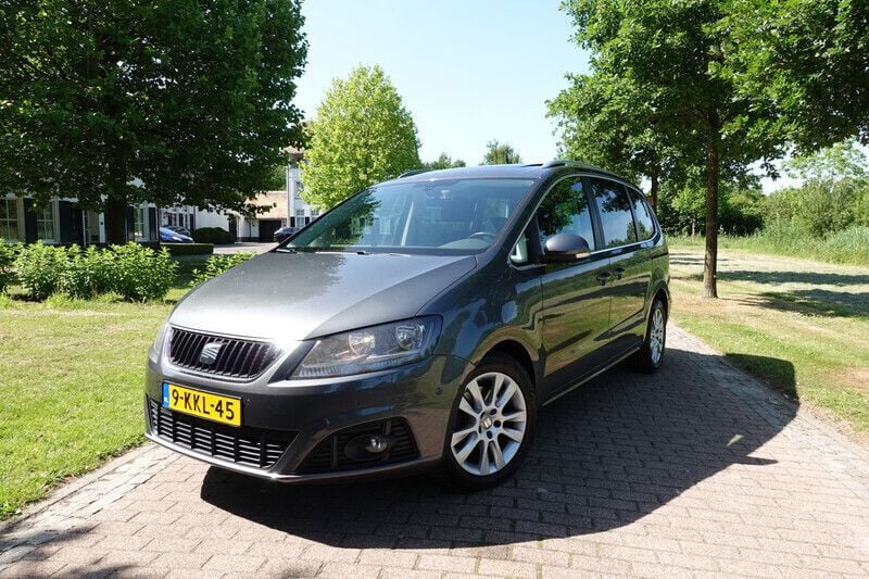 Grijs Gebruikt 2013 Seat Alhambra MPV | € 14.950 - Afbeelding 1/4