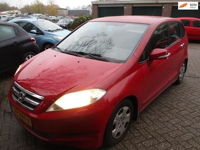 Rood Gebruikt 2006 Honda FR-V MPV | € 950 (Goede deal) - Afbeelding 1/4