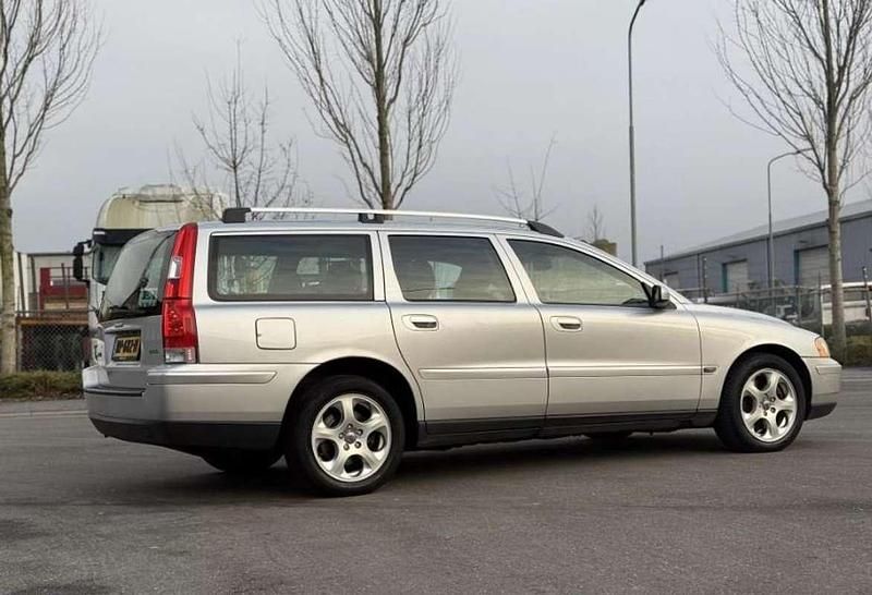 Occasion Volvo V70 170 PK (125 kW) 2006 Zilver Stationwagen