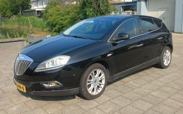 Occasion Lancia Delta 120 PK (88 kW) 2010 Zwart Hatchback