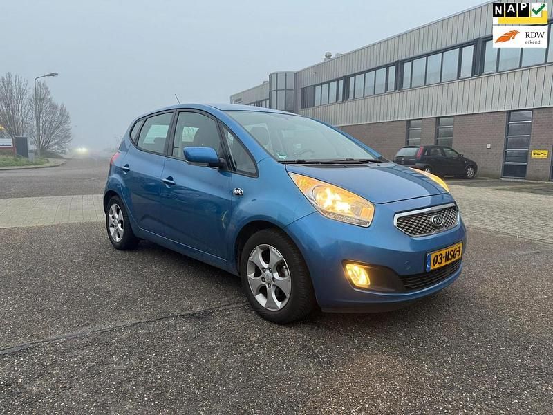 Blauw Gebruikt 2010 Kia Venga Hatchback | € 3.495 (Super prijs) - Afbeelding 1/4