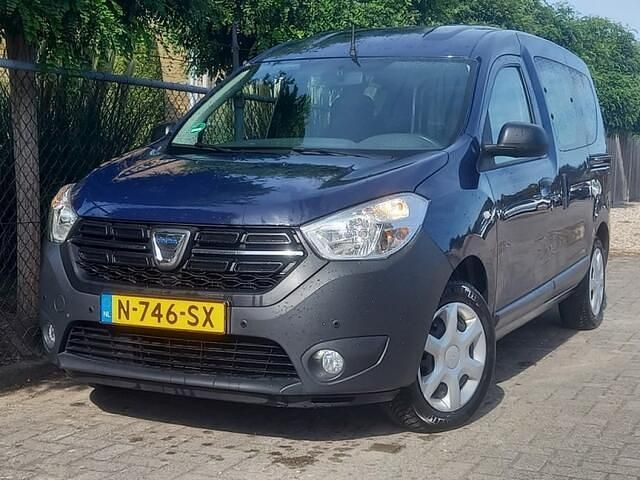 Blauw Gebruikt 2018 Dacia Dokker Van | € 9.750 - Afbeelding 1/4