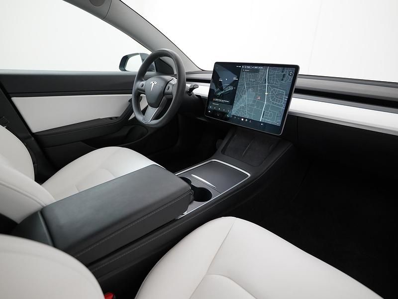 Occasion Tesla Model 3 Standard Range 11 kW (15 PK) 2021 Grijs Sedan