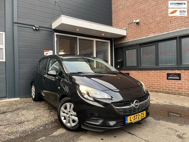 Zwart Occasion 2015 Opel Corsa Selection Hatchback | € 6.999 (Eerlijke prijs) - Afbeelding 1/4