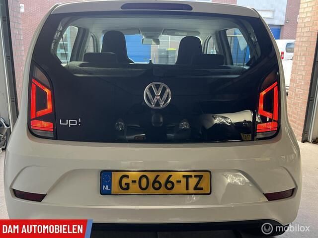 Wit Gebruikt 2018 VW up! high up! Hatchback | € 6.950 (Goede deal) - Afbeelding 1/4