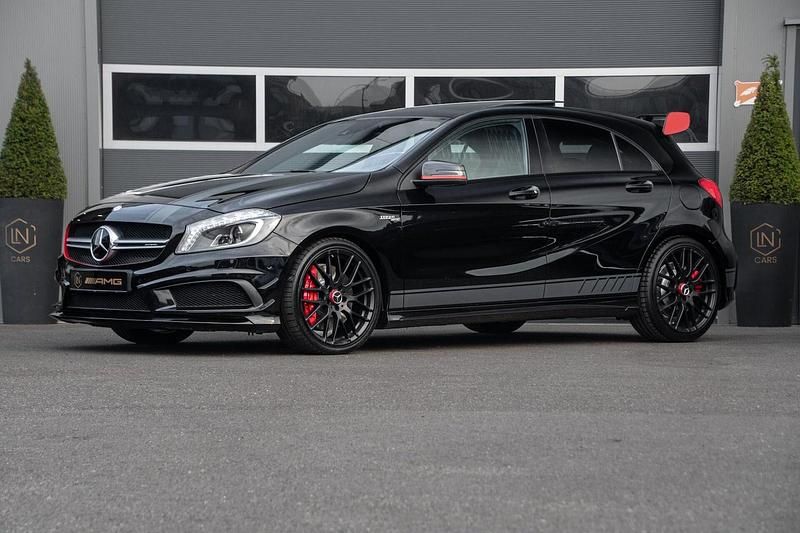 Zwart Gebruikt 2014 Mercedes A45 AMG AMG Hatchback | € 23.450 (Eerlijke prijs) - Afbeelding 1/4