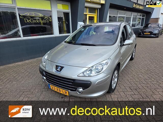 Grijs Gebruikt 2007 Peugeot 307 Premium Hatchback | € 2.440 (Eerlijke prijs) - Afbeelding 1/4