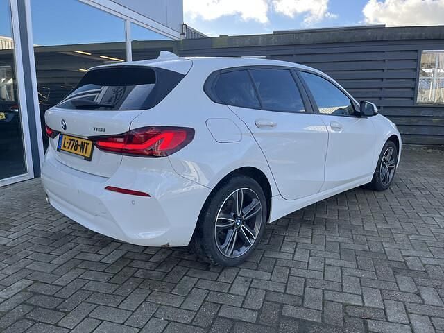 Occasion BMW 116 Basis 109 PK (80 kW) 2021 Wit Hatchback
