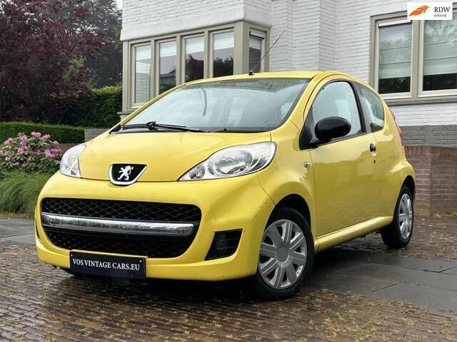 Geel Gebruikt 2009 Peugeot 107 Hatchback | € 1.375 (Super prijs) - Afbeelding 1/4