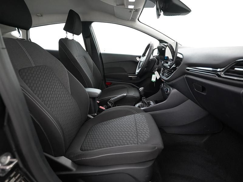 Occasion Ford Fiesta Titanium 2022 Grijs Hatchback