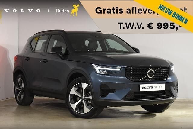 Blauw Occasion 2025 Volvo XC40 Plus SUV | € 44.840 (Iets duurder) - Afbeelding 1/4