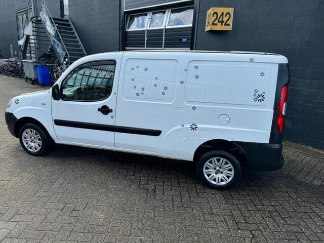 Occasion Fiat Doblò 103 PK (75 kW) 2008 Wit MPV