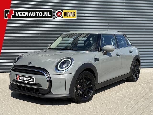 Grijs Gebruikt 2022 Mini Cooper Hatchback | € 21.945 (Iets duurder) - Afbeelding 1/4