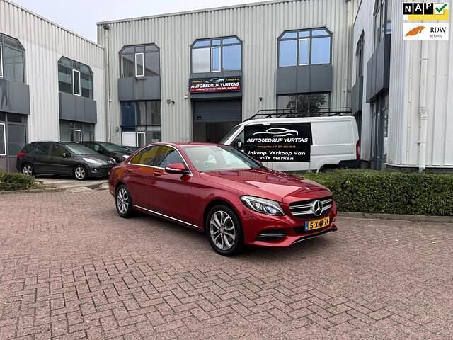 Rood Gebruikt 2014 Mercedes C180 Ambition Sedan | € 15.995 (Eerlijke prijs) - Afbeelding 1/4