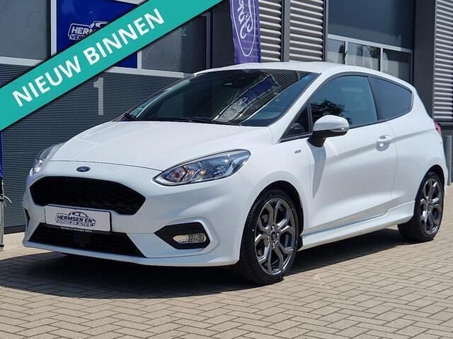 Wit Gebruikt 2017 Ford Fiesta ST-Line Hatchback | € 11.950 (Eerlijke prijs) - Afbeelding 1/4