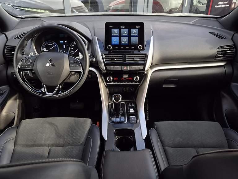 Occasion Mitsubishi Eclipse Cross Intense+ 188 PK (138 kW) 2024 Sterling silver m SUV