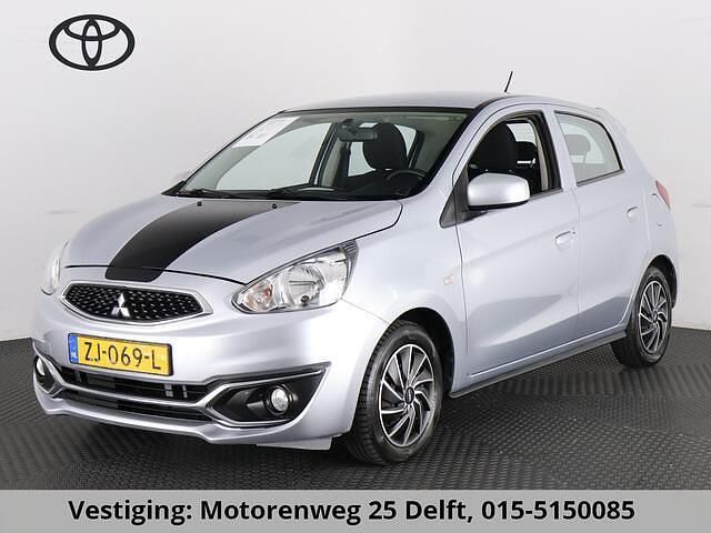 Grijs, metallic lak Gebruikt 2019 Mitsubishi Space Star Comfort Edition Hatchback | € 7.450 (Eerlijke prijs) - Afbeelding 1/3