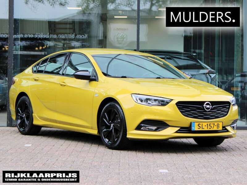 Geel Gebruikt 2018 Opel Insignia Exklusiv Hatchback | € 21.987 - Afbeelding 1/3