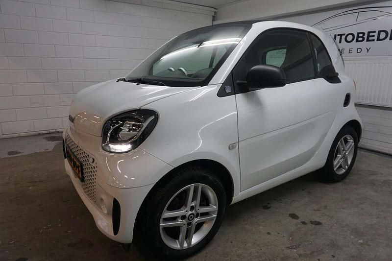 Wit Gebruikt 2020 Smart ForTwo Coupé Hatchback | € 6.950 (Eerlijke prijs) - Afbeelding 1/4