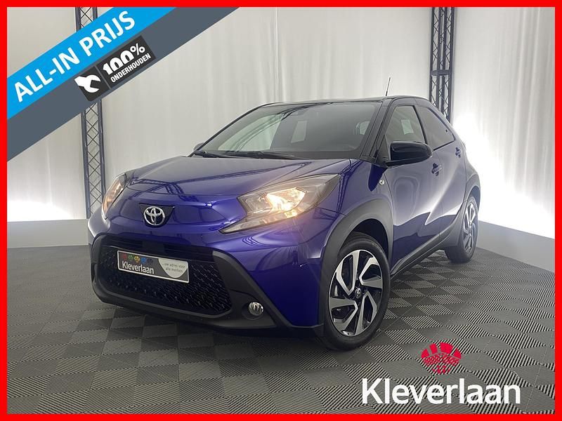 Blauw Gebruikt 2024 Toyota Aygo X Pulse SUV | € 21.995 - Afbeelding 1/3