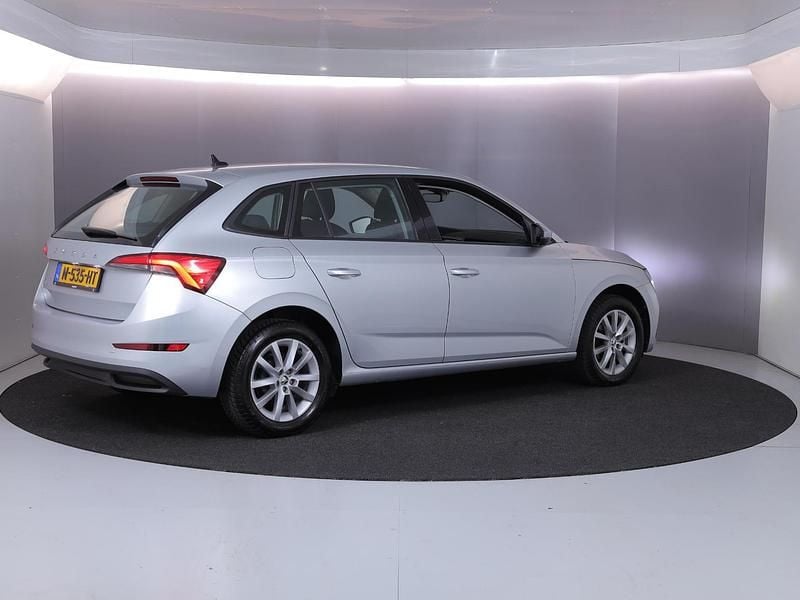 Occasion Skoda Scala Ambition 110 PK (80 kW) 2021 Grijs Hatchback
