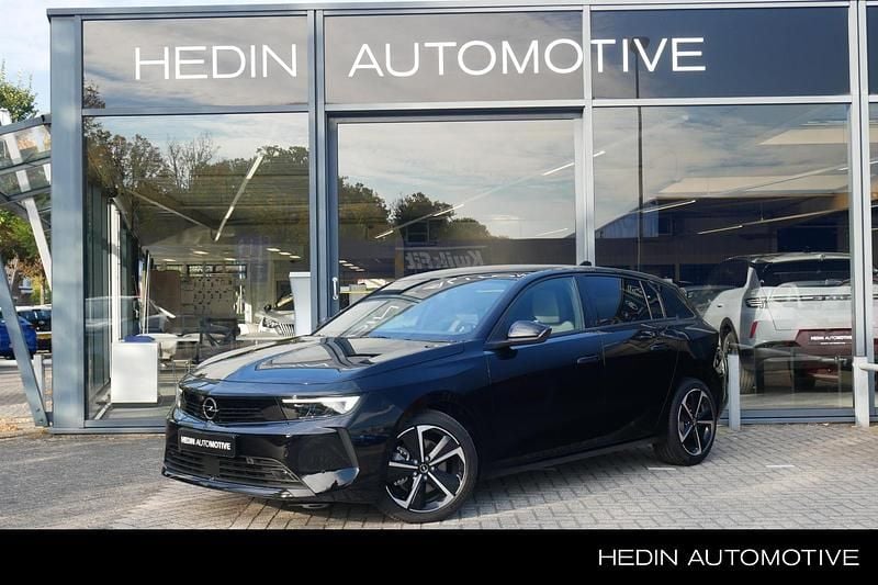 Nieuw Opel Astra Business Edition 145 PK (106 kW) 2025 Zwart Hatchback