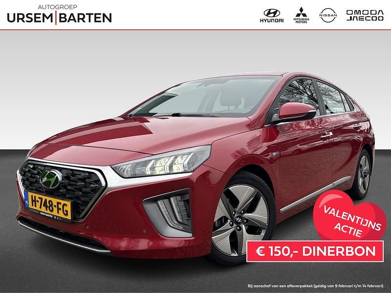 Rood Occasion 2020 Hyundai Ioniq Premium Hatchback | € 18.930 (Eerlijke prijs) - Afbeelding 1/4
