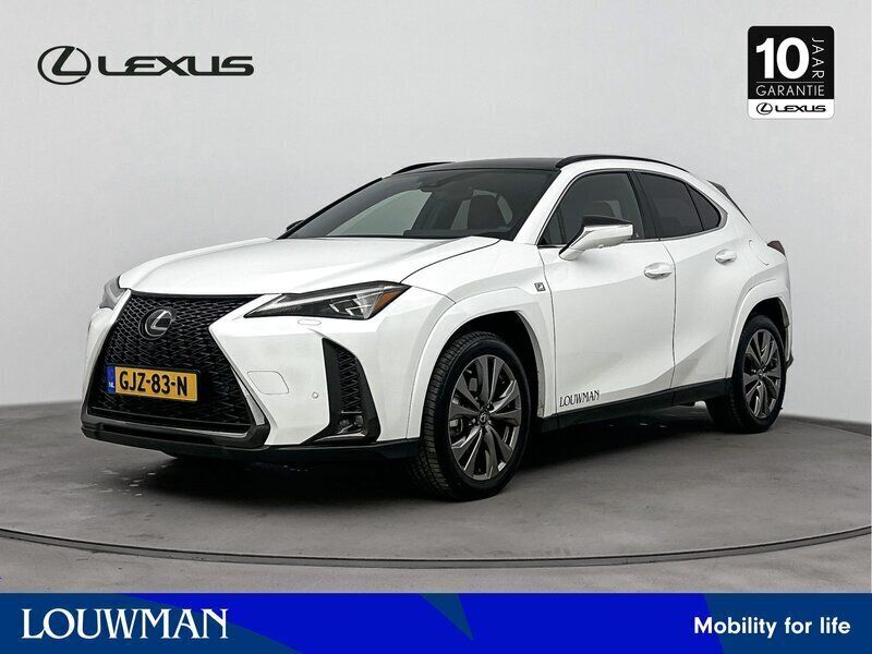 Wit, metallic lak Gebruikt 2024 Lexus UX Sport Line SUV | € 59.990 - Afbeelding 1/3