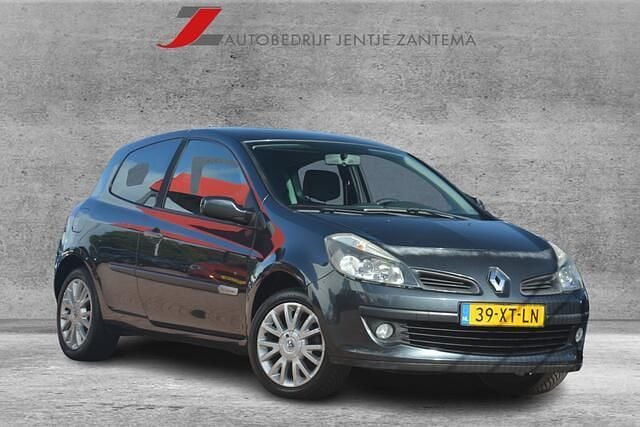 Grijs Gebruikt 2007 Renault Clio II Rip Curl Hatchback | € 3.450 (Iets duurder) - Afbeelding 1/4
