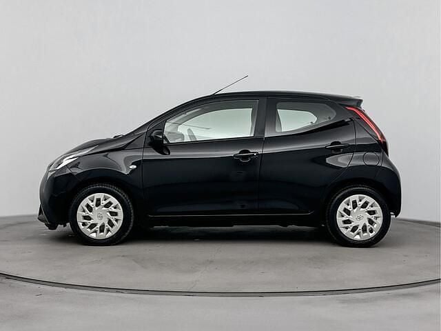 Occasion Toyota Aygo X-play 72 PK (52 kW) 2022 Zwart Hatchback