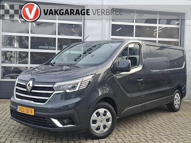 Grijs Gebruikt 2023 Renault Trafic Van | € 20.440 (Super prijs) - Afbeelding 1/4
