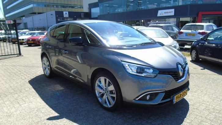 Occasion Renault Scénic IV Intens 140 PK (102 kW) 2018 Grijs MPV