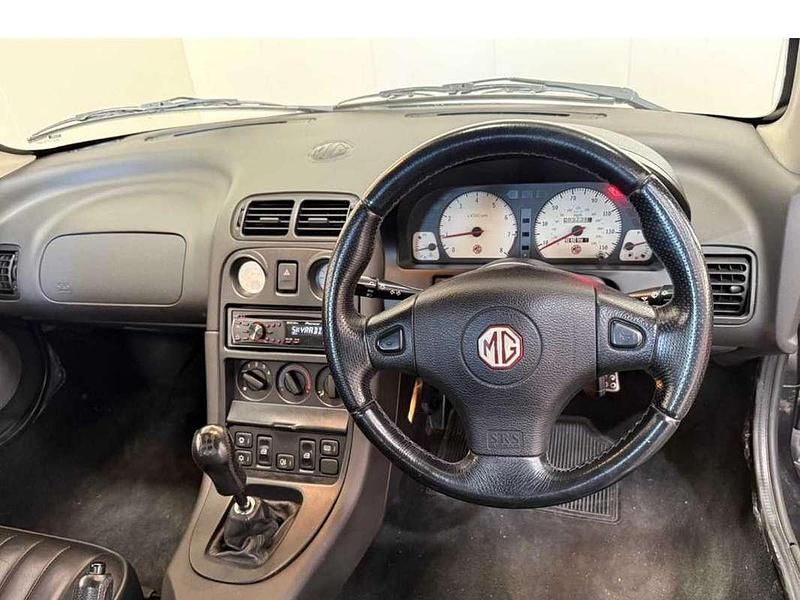 Zwart Gebruikt 1998 MG F Cabriolet | € 2.200 (Eerlijke prijs) - Afbeelding 1/4