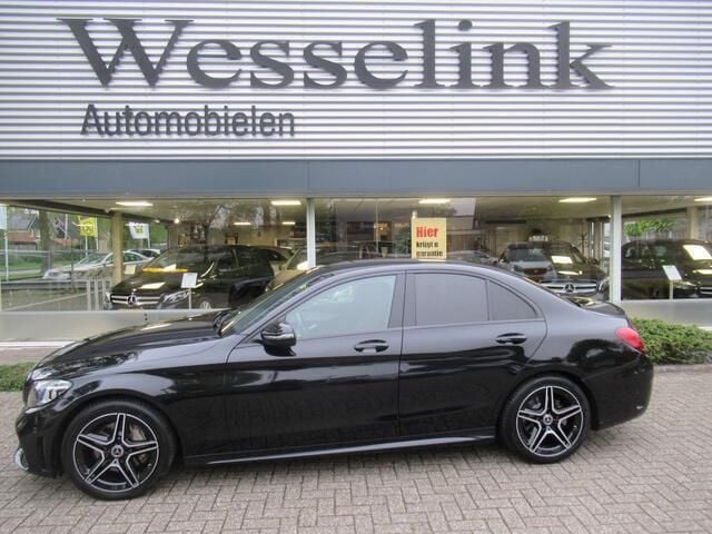 Zwart Gebruikt 2020 Mercedes C180 Premium Sedan | € 33.950 (Duur) - Afbeelding 1/4