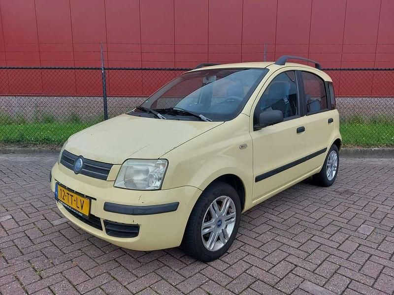 Geel Gebruikt 2007 Fiat Panda Emotion Hatchback | € 2.499 (Goede deal) - Afbeelding 1/4