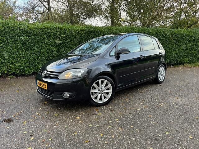 Zwart Gebruikt 2010 VW Golf Plus Highline MPV | € 6.990 (Eerlijke prijs) - Afbeelding 1/4