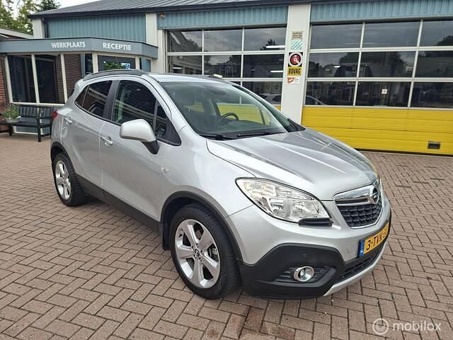 Zilver Gebruikt 2014 Opel Mokka Cosmo SUV | € 12.950 (Iets duurder) - Afbeelding 1/4