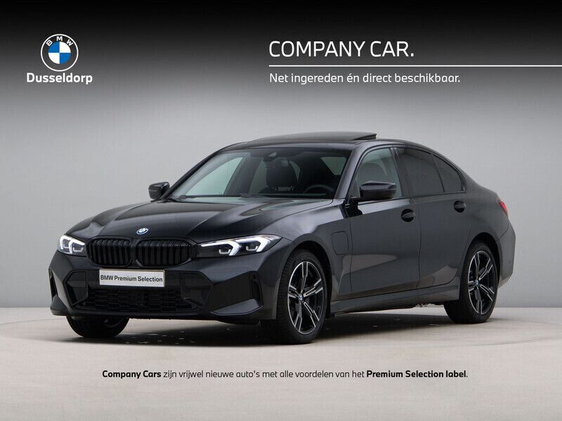 Zwart Gebruikt 2025 BMW 330e M Sport Sedan | € 66.453 (Iets duurder) - Afbeelding 1/4