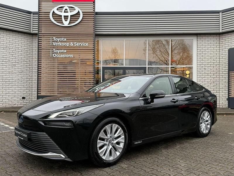 Nieuw 2025 Toyota Mirai Sedan | € 22.700 (Eerlijke prijs) - Afbeelding 1/4