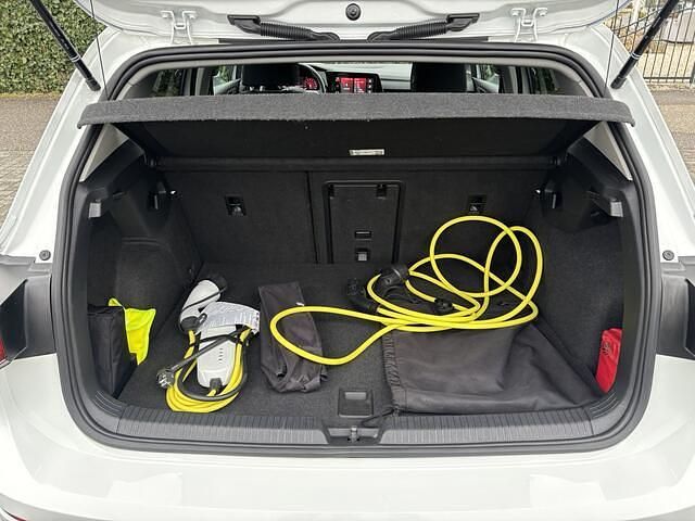 Occasion VW Golf VIII Style 150 PK (110 kW) 2022 Wit Hatchback