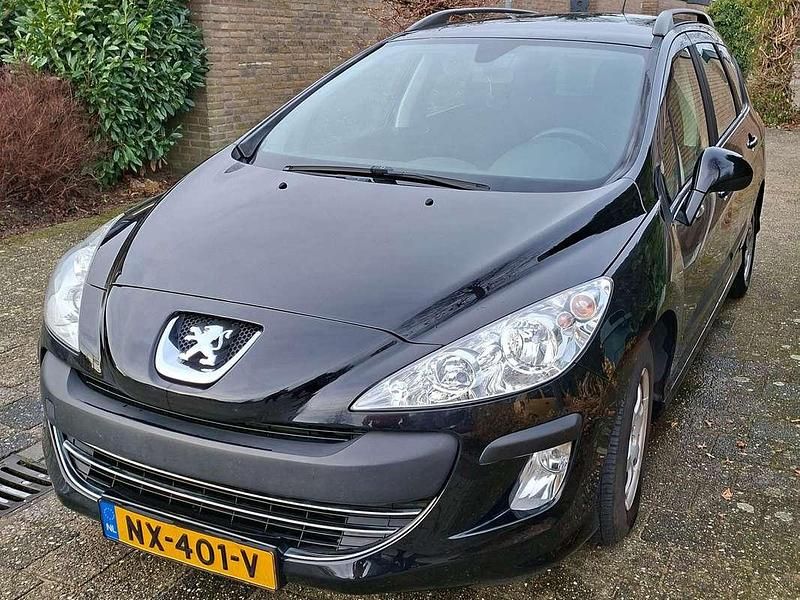 Zwart Occasion 2008 Peugeot 308 Stationwagen | € 2.500 (Iets duurder) - Afbeelding 1/4