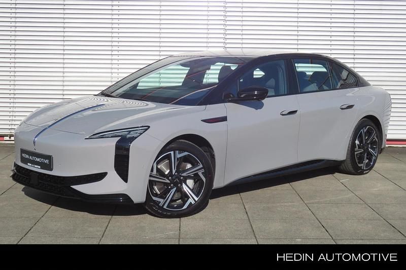 Grijs Nieuw 2025 Hongqi EH7 Sedan | € 59.995 - Afbeelding 1/4