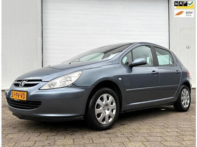 Grijs Gebruikt 2005 Peugeot 307 Premium Hatchback | € 1.799 (Eerlijke prijs) - Afbeelding 1/4